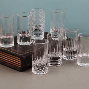 30ml cứu trợ khắc ly rượu nhỏ, cốc rượu nước ngoài, cốc baijiu, cốc rượu Whisky đáy dày mặt, cốc một ngụm - Product Image 2