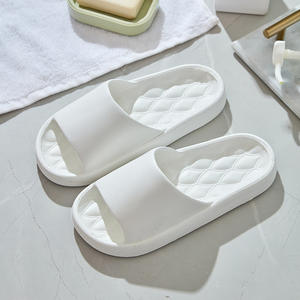 2024 Nuevas zapatillas de baño antideslizantes impermeables para el hogar de verano interior Eva - Product Image 5