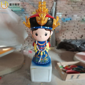 Escultura de Fibra de Vidrio de Dibujos Animados, Figura de Emperatriz Antigua, Decoración Hecha a Mano para Mesa, Regalo de Inauguración de Casa - Product Image 2
