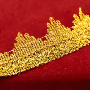 工厂供应商金色金属贴花闪光三角针织蕾丝面料金属金色装饰