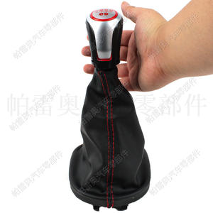 หัวเกียร์หนัง Volkswagen Golf 6 Caddy 5 สปีด เย็บด้ายแดง ดีไซน์ตามหลักสรีรศาสตร์ - Product Image 3