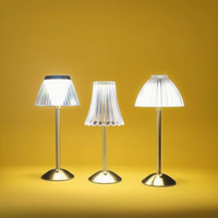 Lampe de table en cristal de style moderne avec abat-jour de luxe, éclairage décoratif d'intérieur, lampe tactile, décoration de la maison