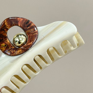ZiTeng Retro Luxury Women's Hair Claws Heavy-Duty Grueso Acetato Bola de metal Color de grano de madera Cierre a presión Clip de tiburón de gama alta - Product Image 5