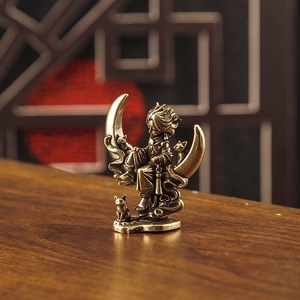 1 pièce Ornement vintage en laiton, Figurine <span class=keywords><strong>Le</strong></span> <span class=keywords><strong>Petit</strong></span> <span class=keywords><strong>Prince</strong></span> et Ciel Étoilé, Décoration de bureau, Cadeau pour l'artisanat - Product Image 4