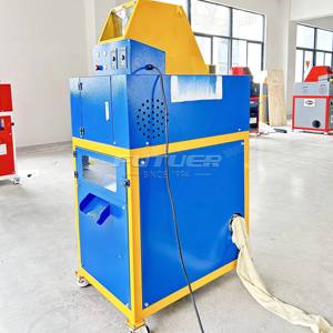 En Oferta: Máquina Granuladora de Cable de Cobre de 50-80 kg/h para Reciclaje de Cables, Trituradora de Chatarra Metálica para Reciclaje de Alambre de Cobre - Product Image 1