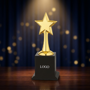 Trofeo de Metal de Lujo Fundido a Presión con Acabado Pulido, Diseño Moderno, Base Resistente, Grabado Láser e Impresión UV para Celebraciones - Product Image 1