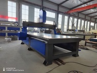Vente flash Routeur CNC de style meuble GD-1325 1530 Routeurs à bois avec tête oscillante