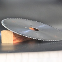 Lame de scie industrielle PCD soudée haute fréquence pour la découpe de panneaux stratifiés et de MDF, OEM disponible