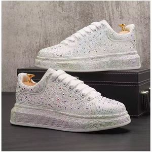 รองเท้าลำลองผู้ชายสไตล์สปริง/ซัมเมอร์ สีดำ แฟชั่นกลางแจ้ง พื้นหนา กันลื่น ทรง Chunky เหมาะสำหรับเดิน - Product Image 5