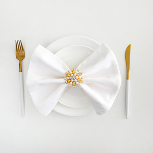 Serviettes en coton jetables épaissies et pliables pour hôtels et restaurants, blanches et vertes, pour mariages et événements - Product Image 4