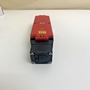 สวิตช์ล็อคเพื่อความปลอดภัย Plc NOS STI TL4019-40243 พร้อมระบบล็อคประตูป้องกัน - Product Image 1