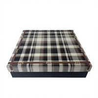 Boîte cadeau carrée en carton rigide biodégradable pour foulard festif, impression quadrichromie, usage industriel