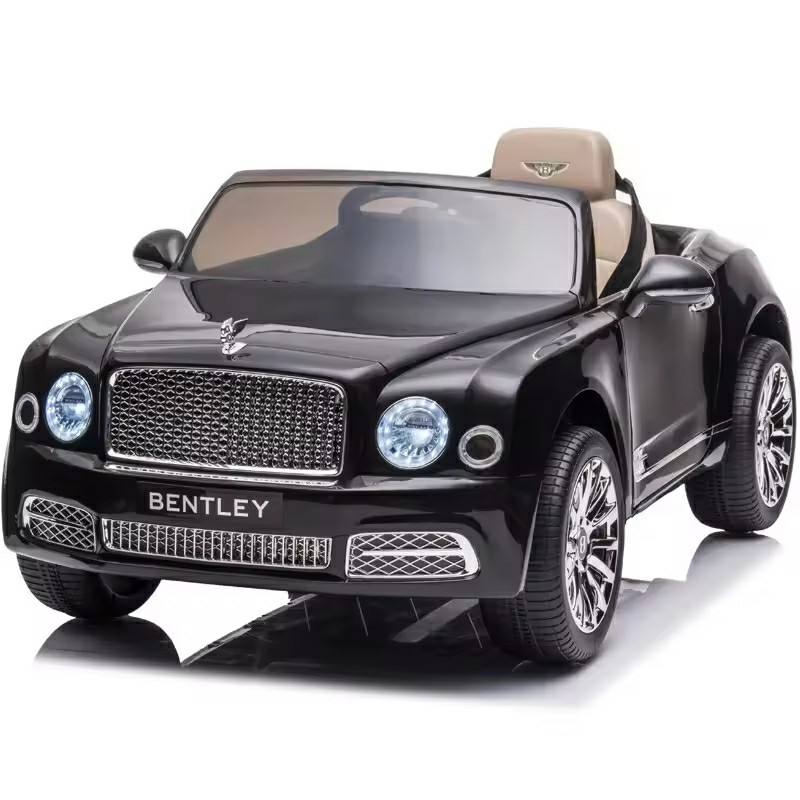 Black(Equipped with R/C remote control)