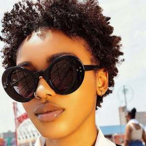 Gafas de Sol Redondas Punk Coloridas Negras y Rojas Retro Modernas 2020 para Hombre y Mujer, Gafas de Sol Ovaladas Extra Grandes con Protección UV400 - Product Image 3