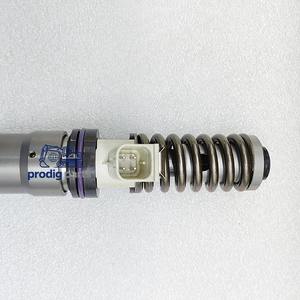 Injecteur de carburant à rampe commune 22301416 VOE22301416 4 broches pour pièces de moteur d'excavatrice EC330B EC360B EC360C EC460B - Product Image 3