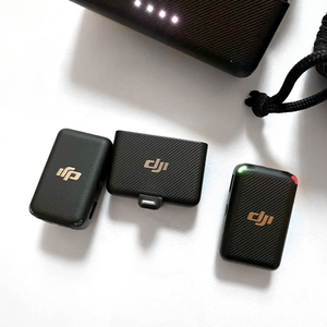 ไมโครโฟนไร้สาย <span class=keywords><strong>DJI</strong></span> Mic สำหรับ <span class=keywords><strong>DJI</strong></span> Action 2 <span class=keywords><strong>OM</strong></span> <span class=keywords><strong>5</strong></span> สมาร์ทโฟนที่มีพอร์ต Lightning และ USB-C ระยะส่งสัญญาณ 250 เมตร บันทึกเสียงแบบสองช่องสัญญาณ - Product Image 3