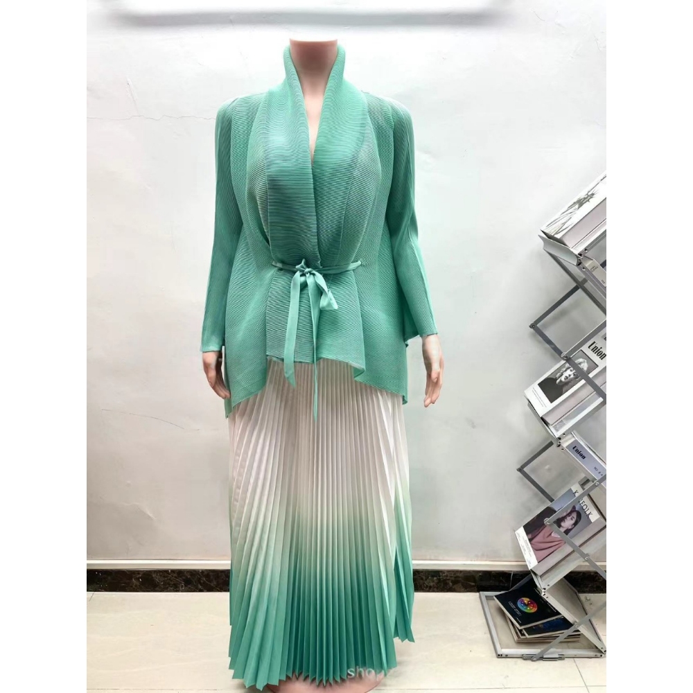 สีเขียว