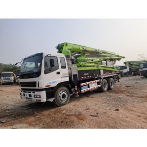 Bomba de Concreto Usada Zoomlion 38X-5RZ de 38m Montada en Camión, en Buen Estado de Funcionamiento - Product Image 2