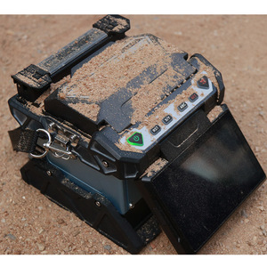 Macchina per Giunzione di Fibre Ottiche Trusty PAS con Allineamento del Nucleo, Giuntatrice a Fusione TEKCN TC-400 Progettata per ISP e OSP - Product Image 3