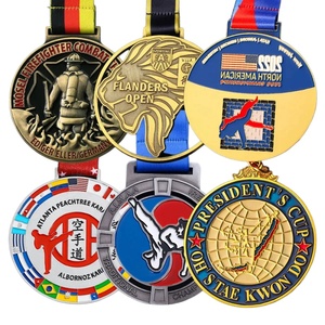 Targa Identificativa in Alluminio 3D Logo Medaglie Oro Argento Pulsante <span class=keywords><strong>Play</strong></span> <span class=keywords><strong>Youtube</strong></span> Premi per Iscritti Regalo Aziendale Souvenir Personalizzato - Product Image 6