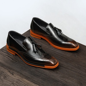 Zapatos de Cuero LeFou para Hombre, Estilo 2025, Nuevos, de Una Pieza, con Flecos, Formales para Negocios, con Patrón de Tallado Brook - Product Image 5