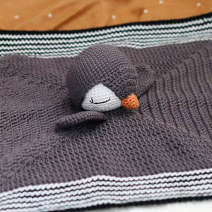Doudou en crochet <span class=keywords><strong>Pingouin</strong></span> ludique, couverture de sécurité en crochet <span class=keywords><strong>Amigurumi</strong></span> <span class=keywords><strong>Pingouin</strong></span> pour cadeaux d'enfants - Product Image 2