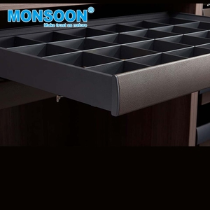 Organizador de Joyas de Cuero Ahorrador de Espacio, Bandeja Extraíble Multifuncional de Aleación de Aluminio para Armario, Caja de Almacenamiento y Clasificación - Product Image 5