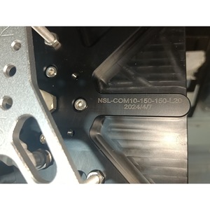 Ventouse Bernoulli NSL-COM10-150-150-L20 de qualité industrielle pour la manipulation du verre - Product Image 3