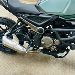 Motocicleta Deportiva de Gasolina de Dos Ruedas EU Wuji 300AC - Segunda Mano Acabado de Pintura Original. Garantía de Calidad. - Product Image 6