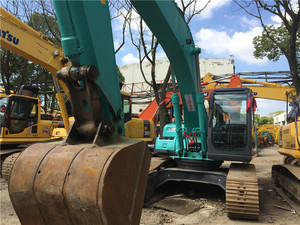 Prix bon marché 23 tonnes excavatrice kobelco sk230 à chenilles modèle 230 machines lourdes sk230-6 SK230-6E à vendre excavatrices d'occasion - Product Image 3