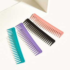 Peine de peluquería de plástico con dientes anchos, peine plano para uso en salón, para alisar y peinar - Product Image 5