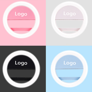 Đèn Vòng Điện Thoại Tự Sướng Logo Độc Quyền MOQ Thấp Đèn Vòng LED Sạc Được - Product Image 4