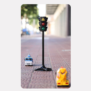 Per La Sicurezza dei bambini Educazione puntelli Semaforo Giocattoli Emulazione Segnali Stradali Strada Luce Modello Giocattolo con il Suono e LED Lampeggiante Luce - Product Image 4