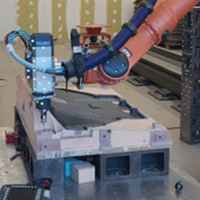 Robot de gravure et de fraisage industriel KUKA pour le métal, le bois, la pierre et le plastique, sculpture CNC dans la fabrication automatisée