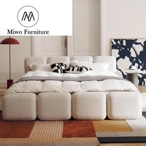 Struttura <span class=keywords><strong>Letto</strong></span> dal Design Moderno per Camera da <span class=keywords><strong>Letto</strong></span> in Tessuto Teddy Bouclé Bianco Colore Modificabile <span class=keywords><strong>Letto</strong></span> Imbottito King Size <span class=keywords><strong>Matrimoniale</strong></span> per Hotel - Product Image 2