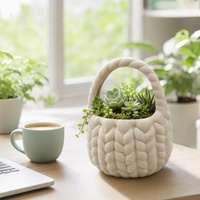 Vase en céramique 3D moderne minimaliste fait main, pot de fleurs, pot de plantes, ornement de salon, en stock, personnalisation disponible