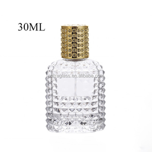 Mini bouteille de parfum de voyage en forme de <span class=keywords><strong>bombe</strong></span> unique Bouteille de parfum exotique en verre portable rechargeable de Dubaï - Product Image 4