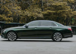 Grand-mère Pierre <span class=keywords><strong>Vert</strong></span> Personnalisé Pet Vinyl Wrap Super Brillant <span class=keywords><strong>Kaki</strong></span> <span class=keywords><strong>Vert</strong></span> Bulle D'air Sans Carrosserie De Voiture Vinyle Wrap - Product Image 4