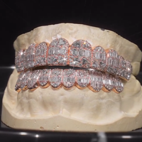 Grillz dentaire personnalisé Hip Hop fait main en argent sterling 925, serti de moissanite VVS taille baguette, style 'Buss Down'