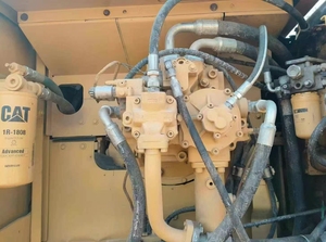 รถขุดไฮดรอลิก Caterpillar รุ่น 349D2 มือสองจากญี่ปุ่น ขนาด 49 ตัน พร้อมเครื่องยนต์ PLC เกียร์ มอเตอร์ ปั๊ม ขาย - Product Image 6