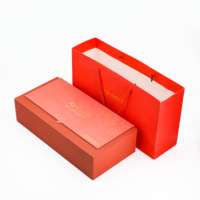 Emballage cadeau en carton rouge avec logo personnalisé en encre de soja, imperméable, doublé d'éponge, à double ouverture magnétique