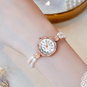 Nouvelle montre pour femme, style vintage, design unique, montre-bracelet à quartz haut de gamme, étanche - Product Image 2