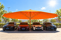 Parasol géant d'extérieur de 8 m, robuste, pour hôtels, complexes hôteliers, restaurants et projets commerciaux
