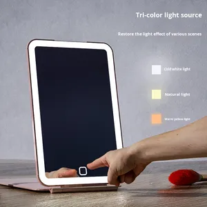 Kişiselleştirilmiş Özelleştirilebilir Taşınabilir Düz LED Çift Taraflı Gümüş Kaplama Makyaj Aynası Masaüstü Katlanabilir Masaüstü Rötuş Aynası - Product Image 1