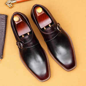 Chaussures en cuir véritable pour hommes, style rétro décontracté, en cuir de vachette sculpté, produits officiels en gros - Product Image 3