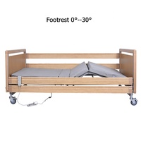 Lit de soins à domicile électrique king size avec éclairage IEC 60601, ensemble de chambre à coucher en bois pour personnes âgées