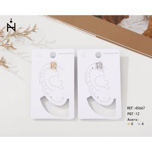 Orecchini a Clip a Forma di W in Acciaio Inossidabile, Confezione Singola, Orecchini alla Moda Senza Foro - Product Image 1