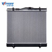 Radiateurs de refroidissement de remplacement en aluminium YunChi pour Toyota HIACE 2008 chez Auto Spare Parts Car Radiator