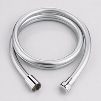 Tuyau de douche flexible professionnel en PVC avec connecteur anti-torsion pivotant à 360 degrés pour une utilisation moderne avec douchette à main dans la salle de bain