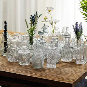 European style retro relief small caliber mini glass vase for dried flowers bud flowers and water cultivation